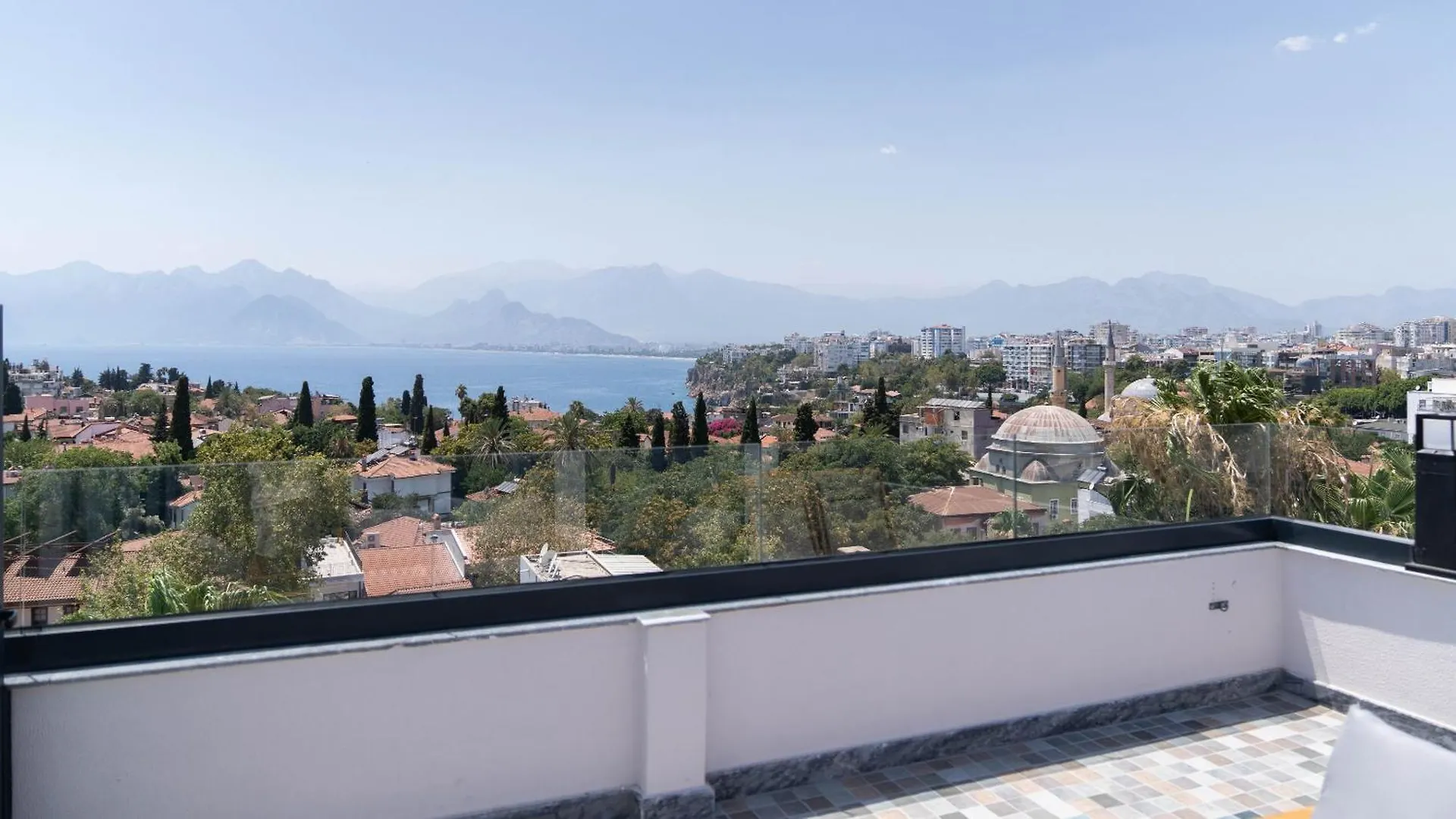Just Inn City Antalya Hotel