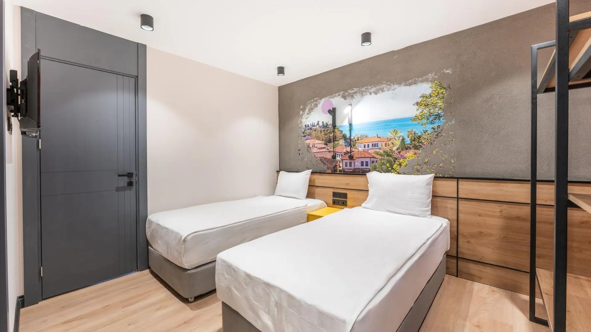 Just Inn City Antalya Hotel