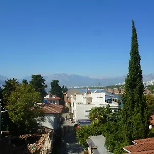 Otel Frankfurt, Antalya