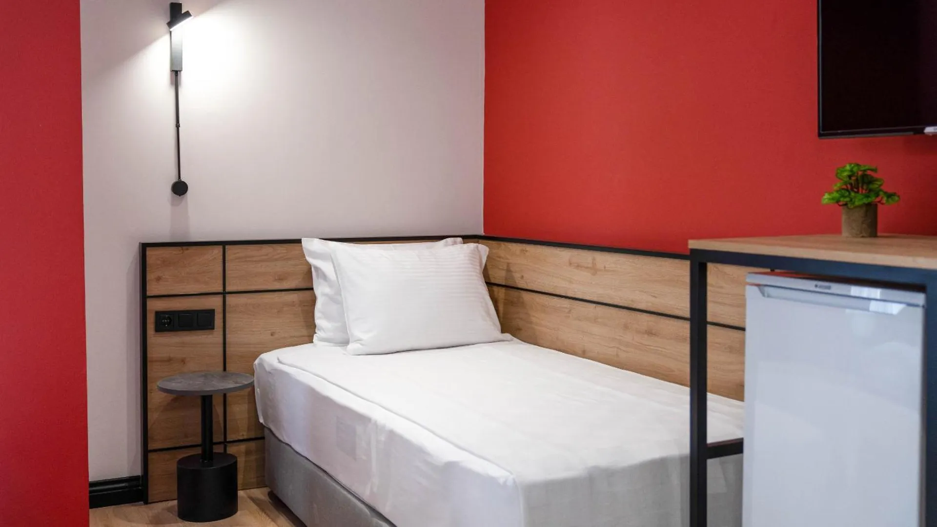 Just Inn City Antalya Otel