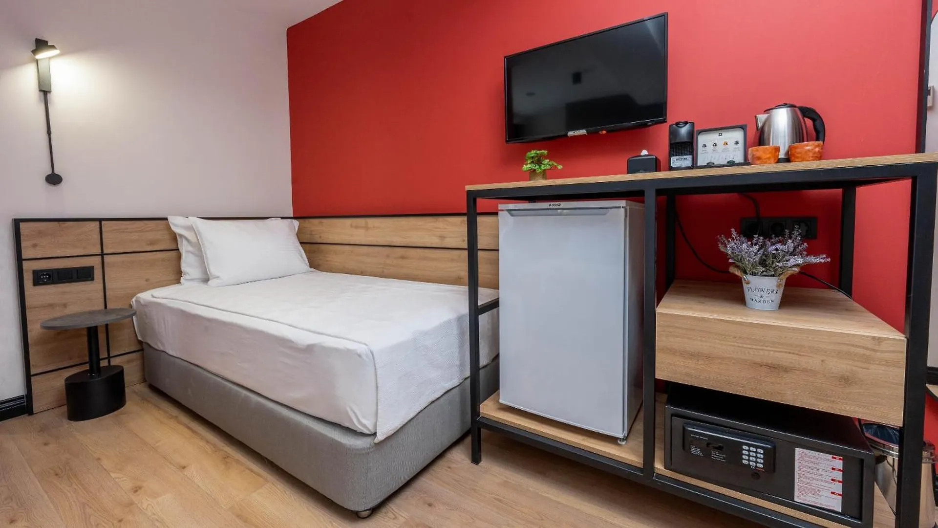 Otel Just Inn City Antalya