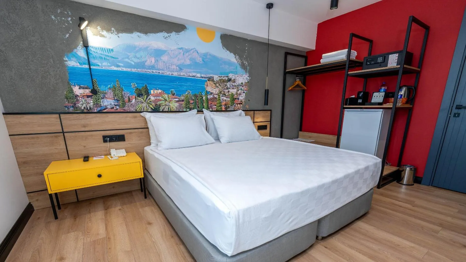 Just Inn City Antalya Otel